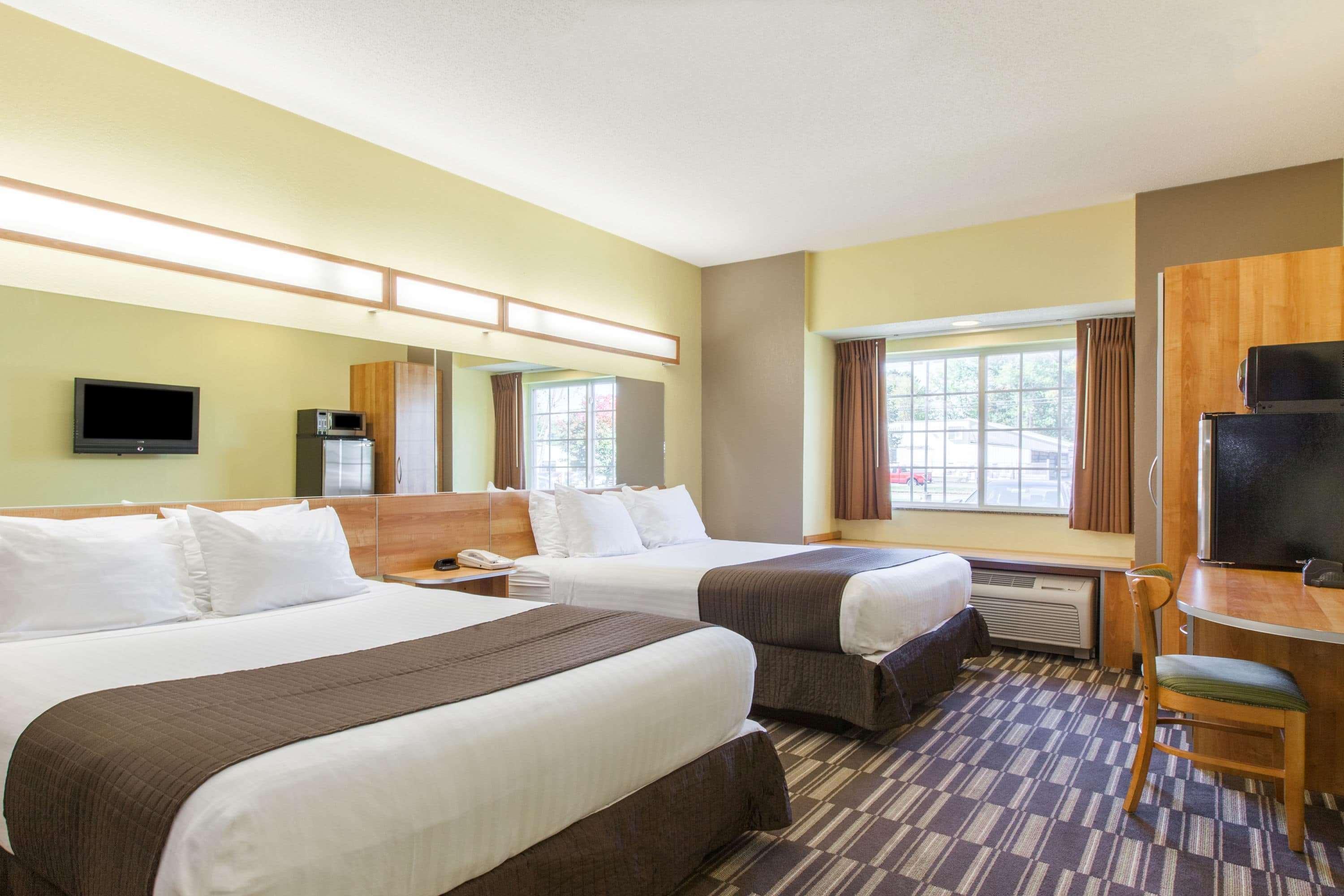 Microtel Inn & Suites By Wyndham Johnstown Eksteriør billede