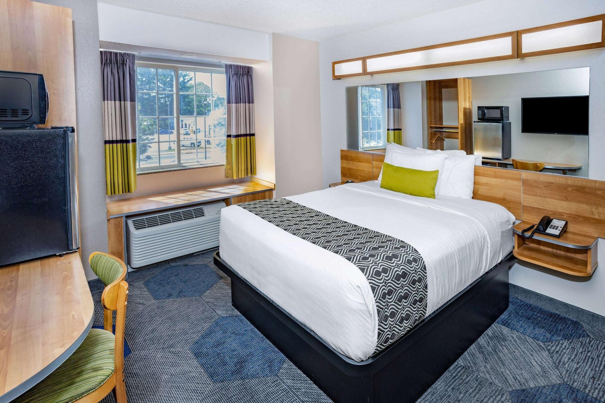 Microtel Inn & Suites By Wyndham Johnstown Eksteriør billede